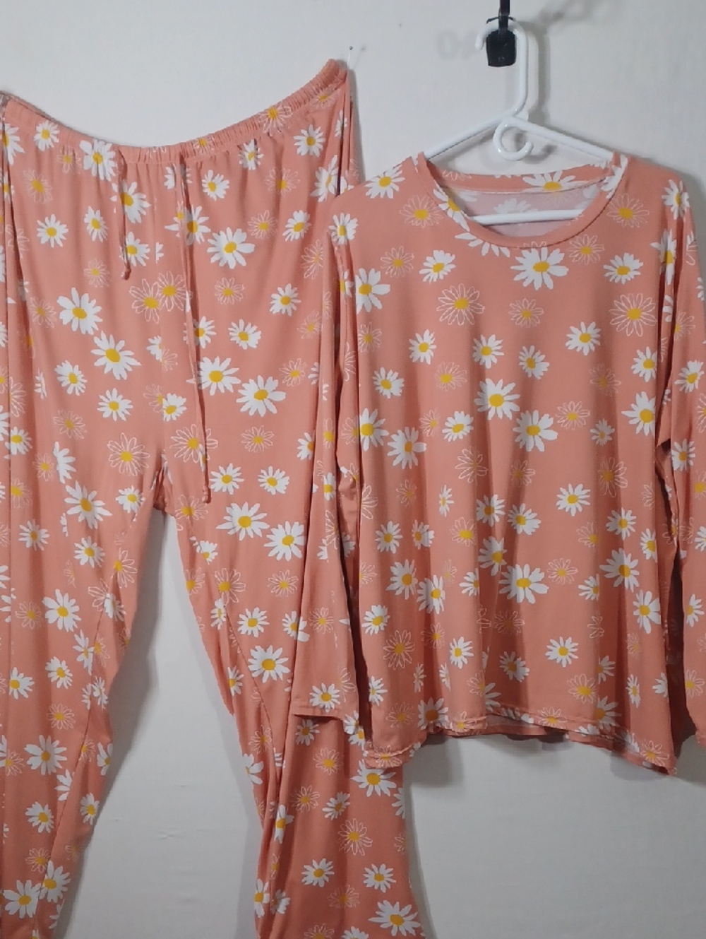 Essentials Peach Floral Daisy Pajama Set